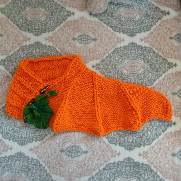 Dragon Wing Cowl Scarf - Pumpkin - Picture 3 of 8